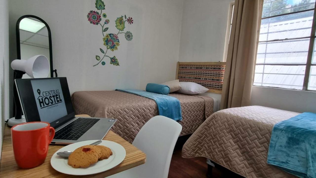 Central Hostel Reforma Гватемала Экстерьер фото